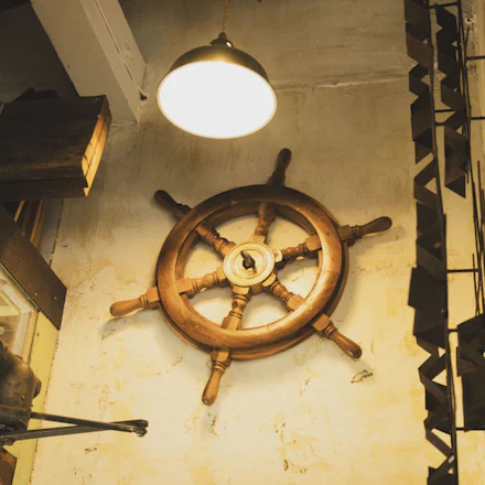 【佐島】海を感じる古道具。港町のヴィンテージショップancre meubles